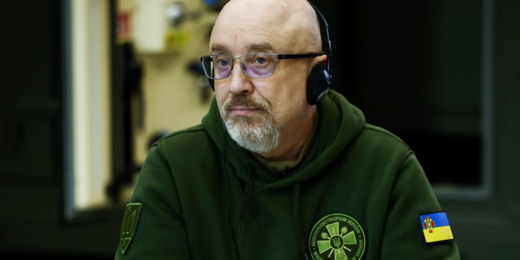 Ministri ukrainas thotë se Rusia po planifikon ofensivë më 24 shkurt