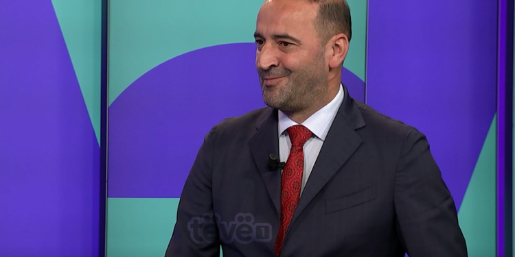 Haradinaj: AAK-ja nuk voton mocion për shkarkimin e Kurtit