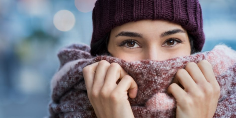 Keni ftohtë edhe pse jeni veshur trashë? Kjo është arsyeja