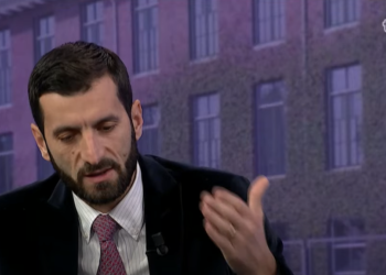 Demhasaj: Pagat e gjyqtarëve dhe prokurorëve, arsye për zgjatjen e procesit gjyqësor në Hagë