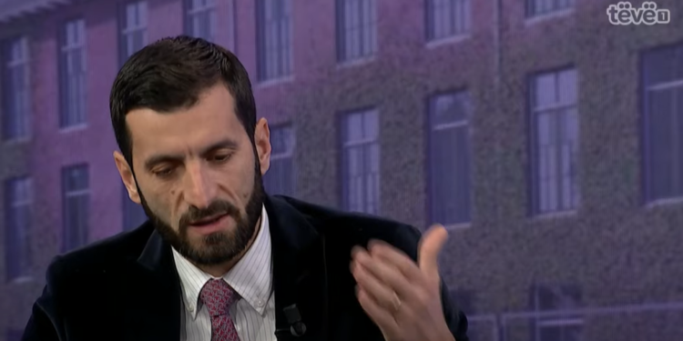 Demhasaj: Pagat e gjyqtarëve dhe prokurorëve, arsye për zgjatjen e procesit gjyqësor në Hagë