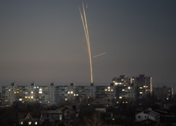 Rusia sulmoi Ukrainën me raketa dhe dronë natën e mbrëmshme