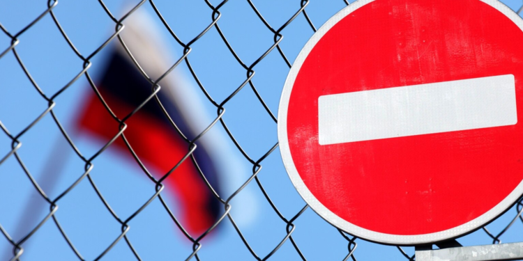 Rusia dëbon katër diplomatë austriakë