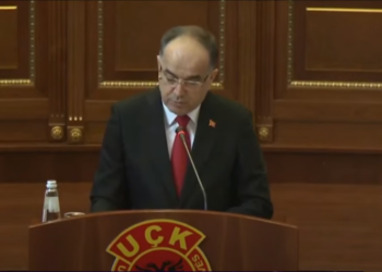 Begaj: Shqipëria mbështet dialogun Kosovë – Serbi me njohje të ndërsjellë