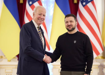 Bideni viziton Kievin