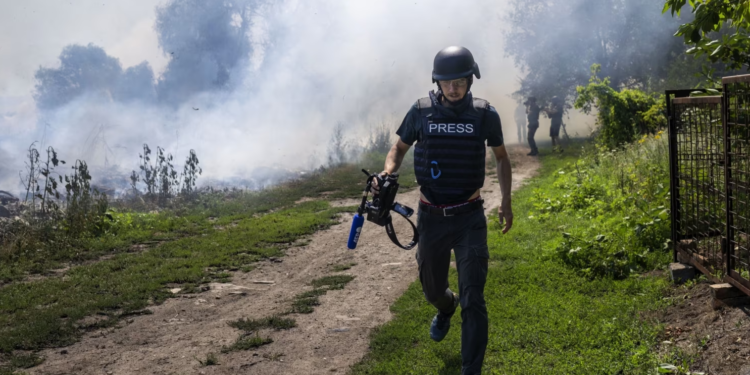 IFJ pezullon Unionin rus të Gazetarëve