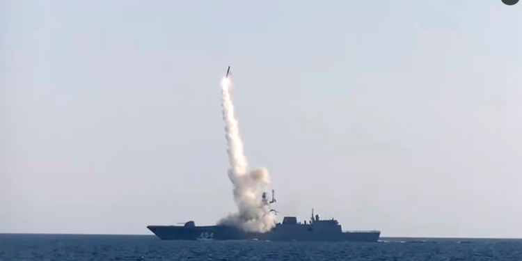 Afrika e Jugut mbron vendimin për stërvitjet e përbashkëta ushtarake me Rusinë