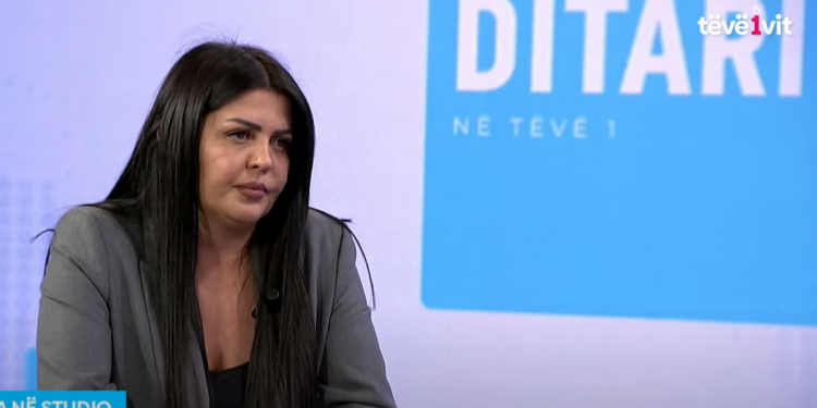 Krasniqi për takimin e 27 shkurtit: Kurti mund të japë nënshkrimin vetëm për të qëndruar në pushtet