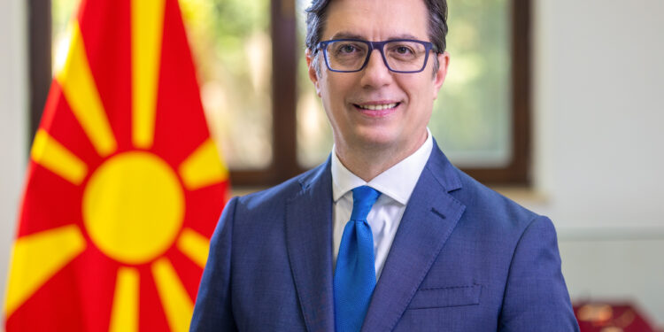 Presidenti i Maqedonisë së Veriut nuk e merr pagën e janarit