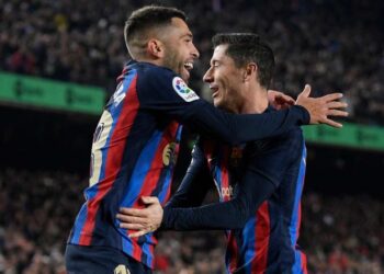 Barcelona bindëse ndaj Sevillës, shkëputet në krye të La Liga-s