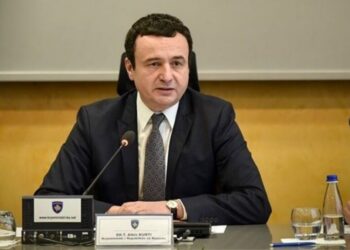 Kurti fton qytetarët të aplikojnë në konkurset e Ndërmarrjeve Publike