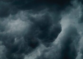 Vendi mund të përshihet nga erëra të forta, qytetarëve u bëhet thirrje për kujdes