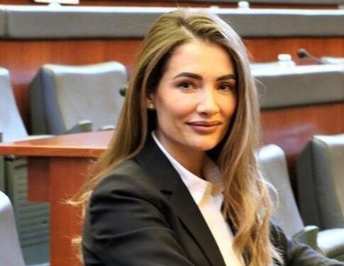 Musliu-Shoshi kërkon të hiqen barrierat e udhëtimit për qytetarët e prekur nga tërmeti