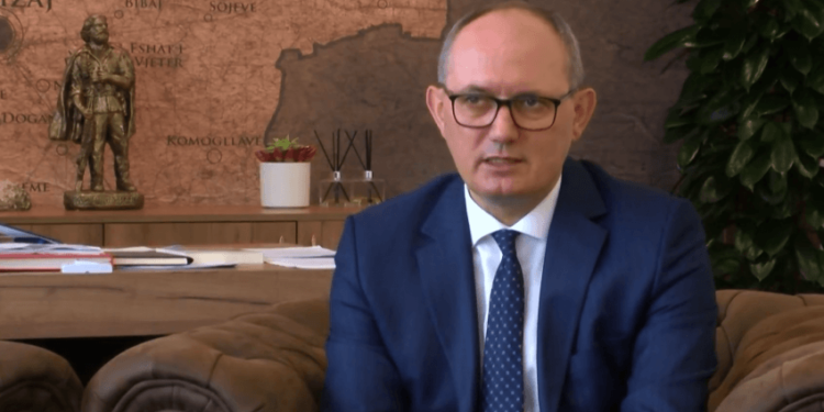 Aliu për Ligjin e Pagave: Është përmendur barazia por në fakt ndodhi pabarazia