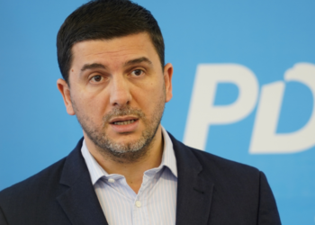 Krasniqi në përvjetorin e 53-të të UP-së, thotë se shumë studentë sot nuk po e shohin të ardhmen në Kosovë