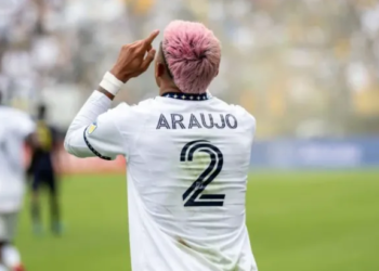 Barça nuk e regjistroi lojtarin për 18 sekonda