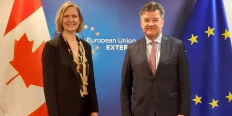 Lajçak e informon McCardell rreth dialogut Kosovë-Serbi