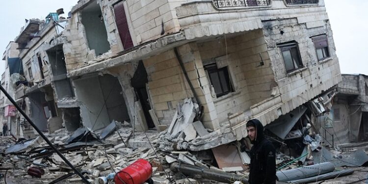 Shkon në 33 mijë numri i viktimave nga tërmeti në Turqi dhe Siri