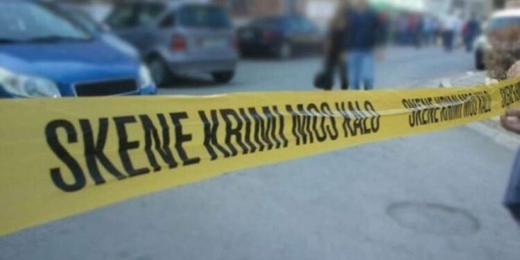 Babai vret djalin në Korçë