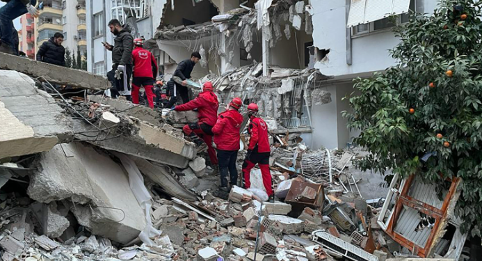 Tërmet i fuqishëm në Turqi, raportohet për dhjetëra të vdekur