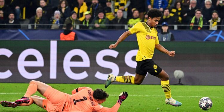 Dortmund minimalisht mposhtë Chelsean