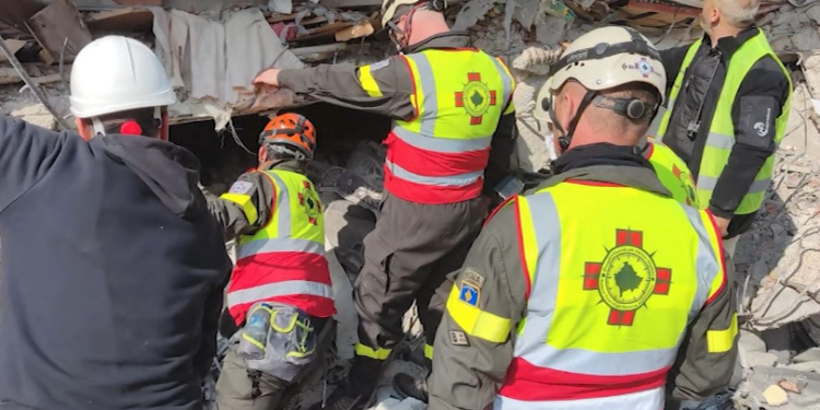 Ekipi i shpëtimit prej 6 personave kthehen nga Turqia në Kosovë