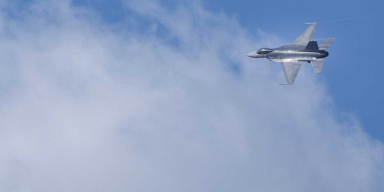 SHBA: Nuk ka shenja jashtëtokësorësh në objektet e rrëzuara