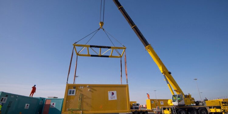 Katari i dërgon Turqisë 10 mijë shtëpi të lëvizshme të Kupës së Botës