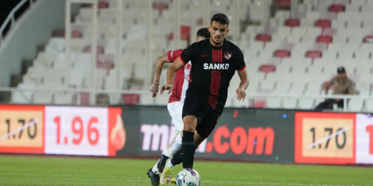 Sulmuesi i Kosovës transferohet te klubi i shqiptarëve në Turqi