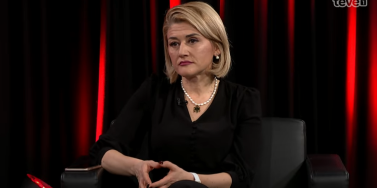 Kusari sqaron pse Kurti nuk u takua me Blinkenin