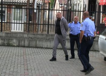 Vrasja në Prizren, Dibran Hoxhës dhe 5 të tjerëve u vazhdohet paraburgimi