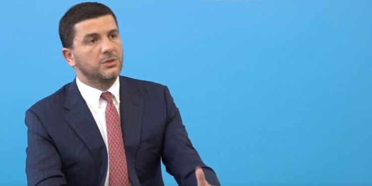 Krasniqi në ShBA takon drejtorin e NSC për Ballkanin