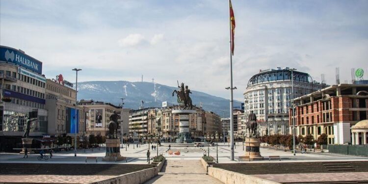 Në Maqedoninë e Veriut vazhdojnë alarmet për bomba, nxënësit ankohen për humbje të orëve