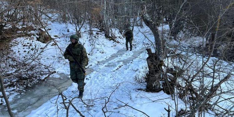 Oficerët e rinj përfundojnë me sukses ushtrimin fushor