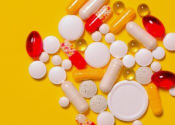 Menopauza – 10 vitaminat më të mira për menaxhimin e simptomave