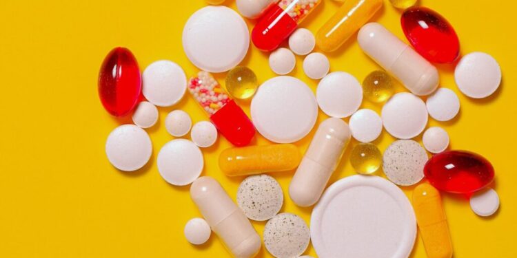 Menopauza – 10 vitaminat më të mira për menaxhimin e simptomave