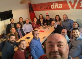 Vetëvendosje akuzohet për kapje të institucioneve