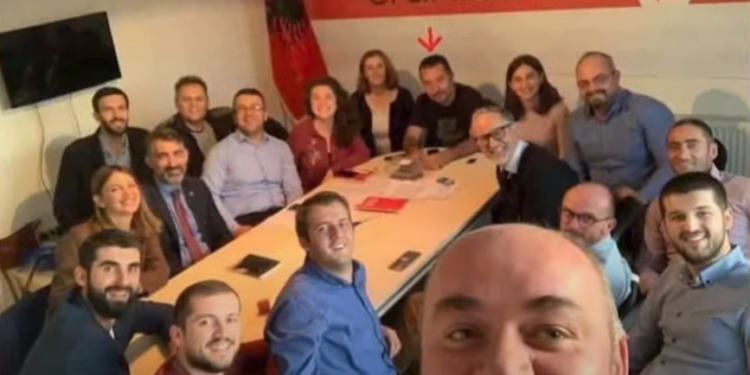 Vetëvendosje akuzohet për kapje të institucioneve