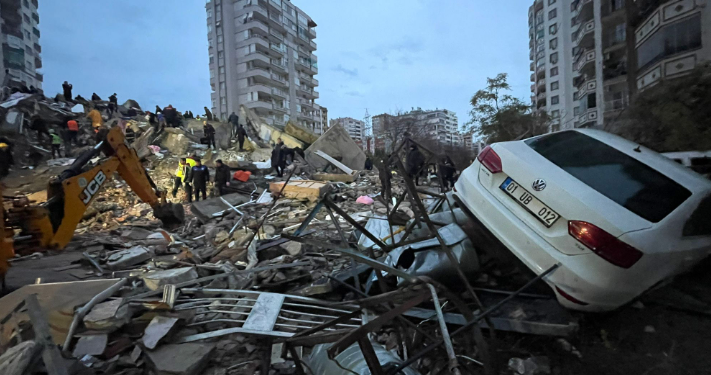 Tërmet i fuqishëm në Turqi, raportohet për dhjetëra të vdekur