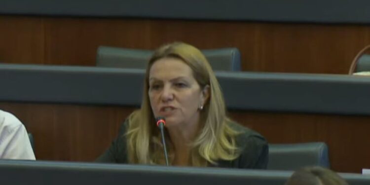 Kadrijaj e fton kryeministrin Kurti të hyj në “Big Brother”