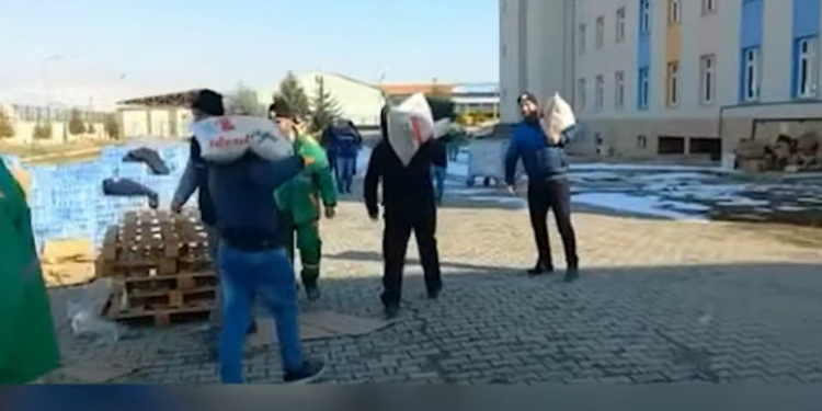 Gjendja në Turqi, flet shqiptari vullnetar për gërmime