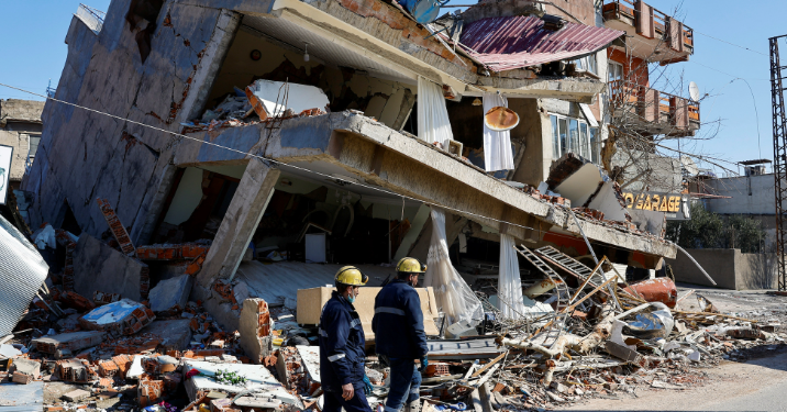 Numri i të vdekurve nga tërmeti në Turqi dhe Siri arrin mbi 17 mijë