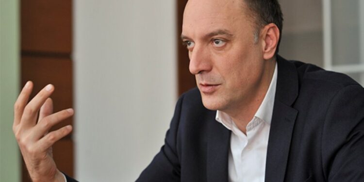 Ymeri: Asociacion për organizata ndërkombëtare, ku është dallimi me 2013?