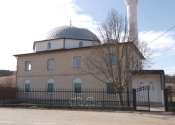 Pas përleshjes mes xhematit, BIK mbyll përkohësisht xhaminë në Halabak