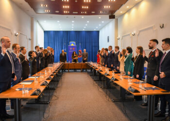 Osmani dekreton 21 prokurorë me mandat fillestar