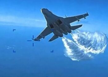 Publikohet videoja e përplasjes së dronit amerikan me aeroplanin luftarak rus mbi Detin e Zi