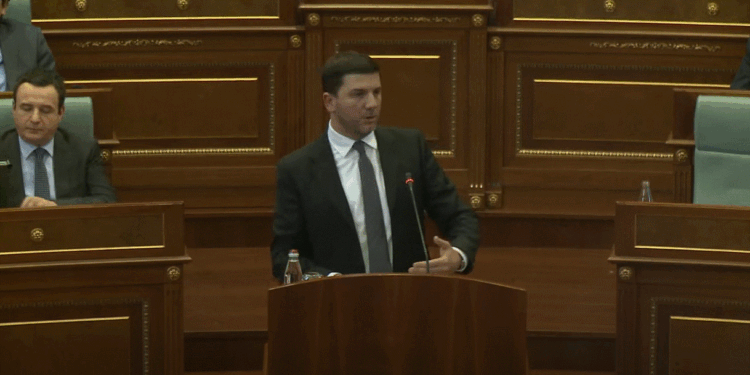 Krasniqi: ‘Përvojat evropiane’ që përmenden në propozim janë Ishujt Aland e Tiroli Jugor, neni 7 sjell autonomi për serbët