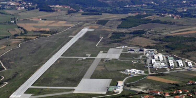 Shpronësimet në Babaj e Aeroportin e Gjakovës, mbahet konferencë për media