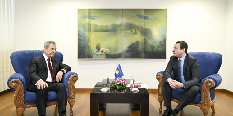 Kuti takon përfaqësuesit e KEDS-it, flasin për furnizim me rrymë në Kosovë