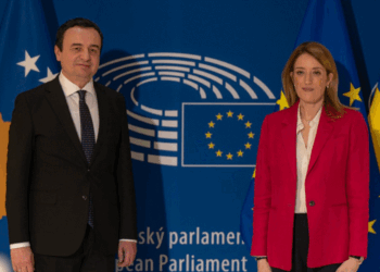 Kurti falënderon Metsolan për mbështetjen e Parlamentit Evropian
